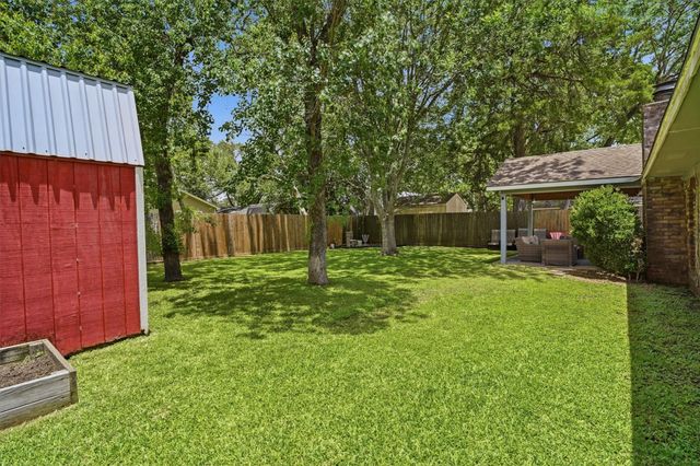 814 Kimmons Drive, Alvin, TX 77511