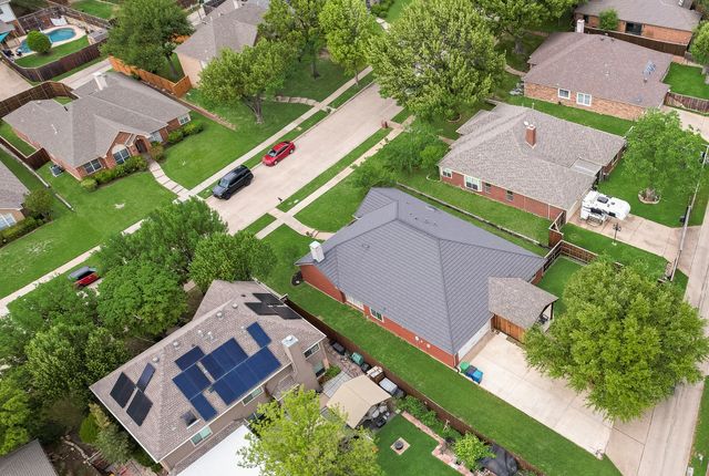 1310 Newport Drive, Carrollton, TX 75006