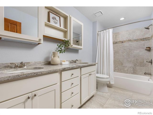 567 N Manorwood Lane, Louisville, CO 80027