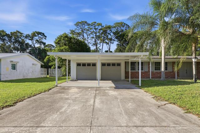 2726 6th Place, Vero Beach, FL 32968