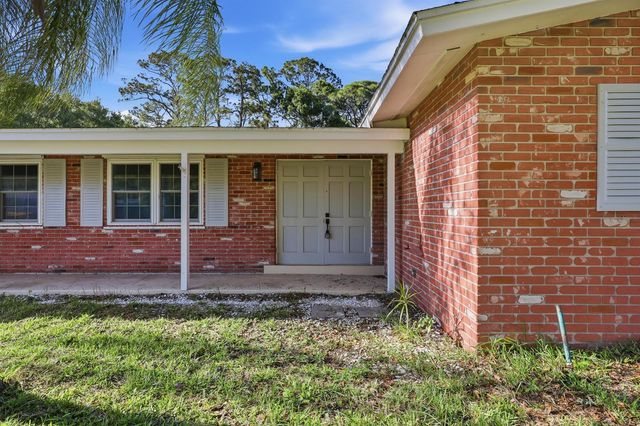2726 6th Place, Vero Beach, FL 32968