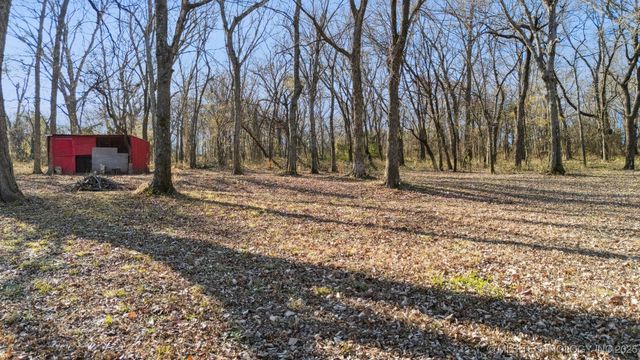 2124 S 427 Road, Pryor, OK 74361