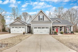 160 Inlet Pointe Drive, Anderson, SC 29625