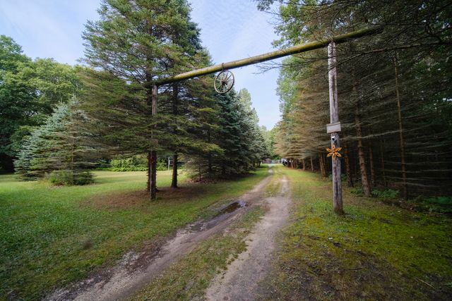 1384 Olson Road, Manistee Twp, MI 49660