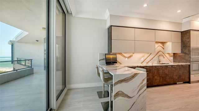 535 SANCTUARY DRIVE C807, Longboat Key, FL 34228