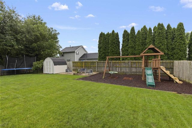 2246 Tumbleweed Lane, Beloit, WI 53511