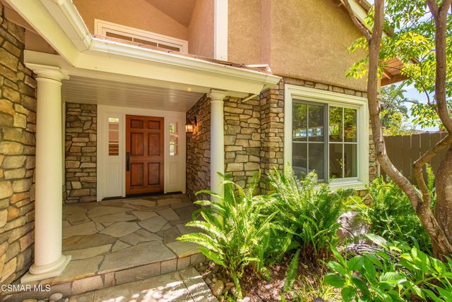 8 Faculty Court, Thousand Oaks, CA 91360