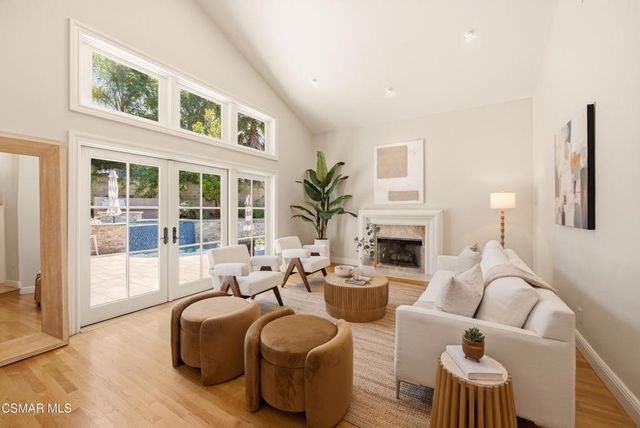 8 Faculty Court, Thousand Oaks, CA 91360