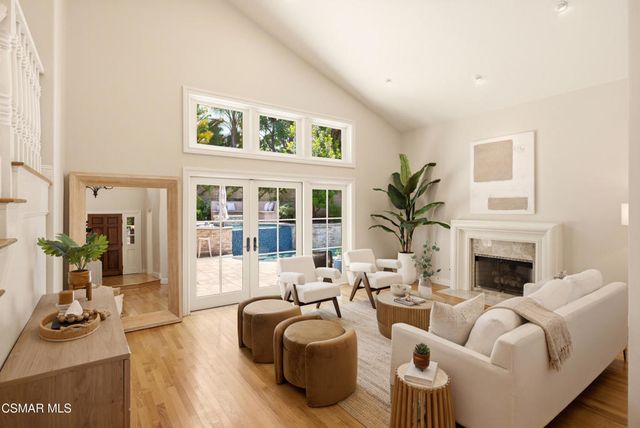 8 Faculty Court, Thousand Oaks, CA 91360