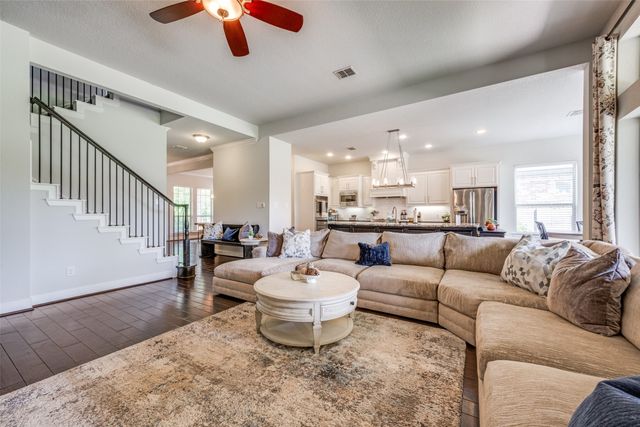 310 Sunflower Avenue, Argyle, TX 76226