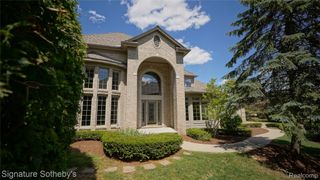 6608 ENCLAVE Drive, Independence Charter Township, MI 48348