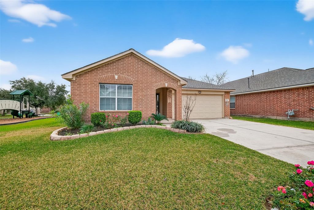 25311 Barmby Drive, Tomball, TX 77375