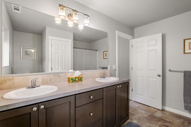 769 Portland Avenue, Grants Pass, OR 97526