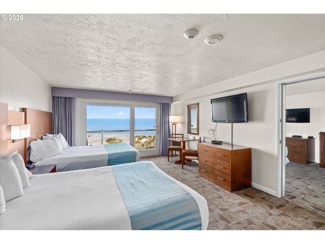 88416 1ST Ave 322, Florence, OR 97439