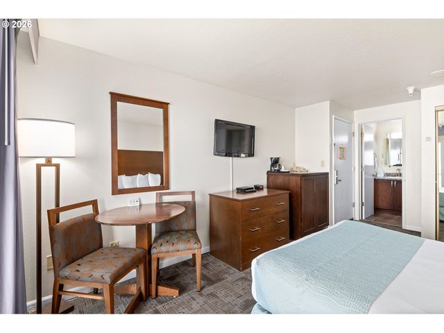 88416 1ST Ave 322, Florence, OR 97439