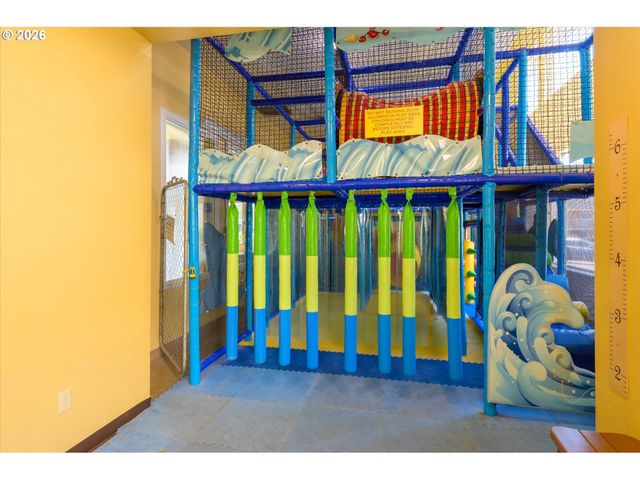 88416 1ST Ave 322, Florence, OR 97439