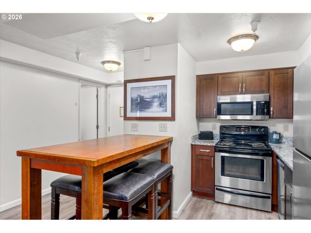 88416 1ST Ave 322, Florence, OR 97439