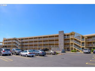 88416 1ST Ave 322, Florence, OR 97439