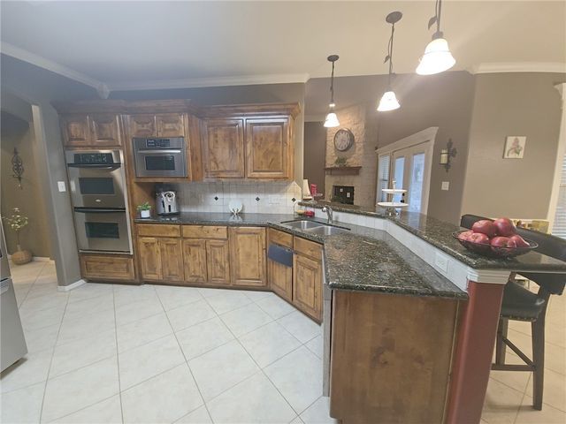 3712 Bridle Court, College Station, TX 77845