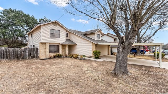 306 CYPRESSGARDEN DR, San Antonio, TX 78245