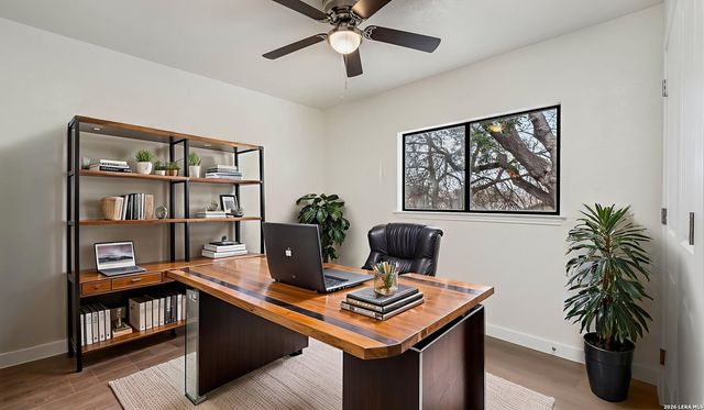 306 CYPRESSGARDEN DR, San Antonio, TX 78245