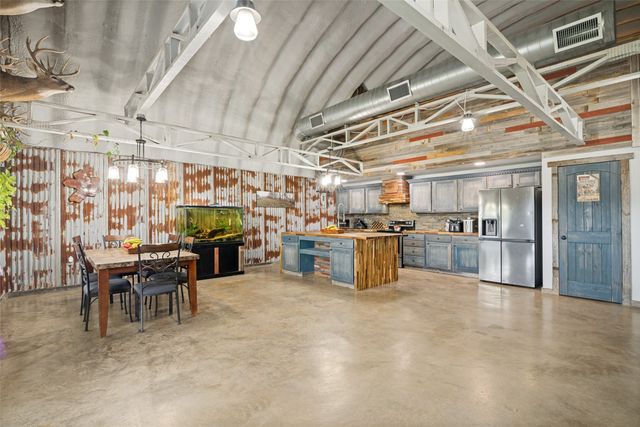256 VZ County Road 2507, Canton, TX 75103