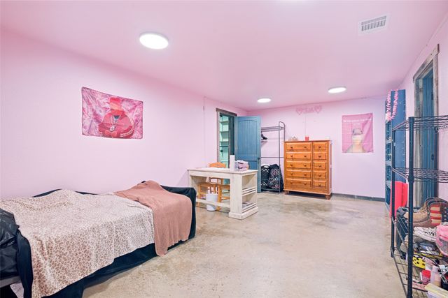 256 VZ County Road 2507, Canton, TX 75103