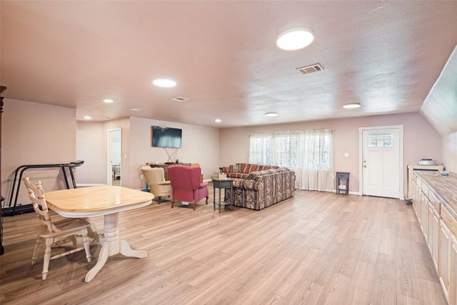 256 VZ County Road 2507, Canton, TX 75103