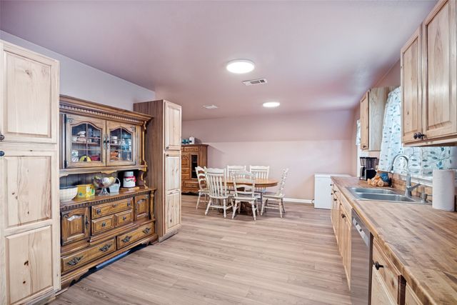 256 VZ County Road 2507, Canton, TX 75103