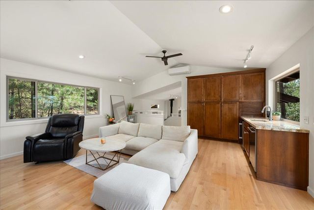 3560 Sugar View Rd, Meadow Vista, CA 95722