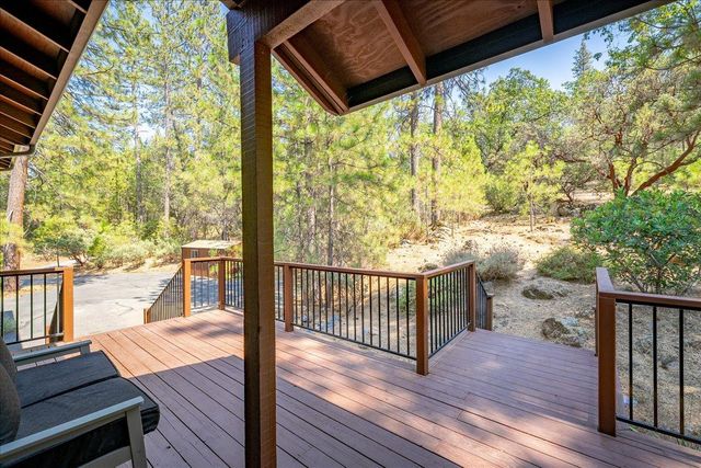 3560 Sugar View Rd, Meadow Vista, CA 95722