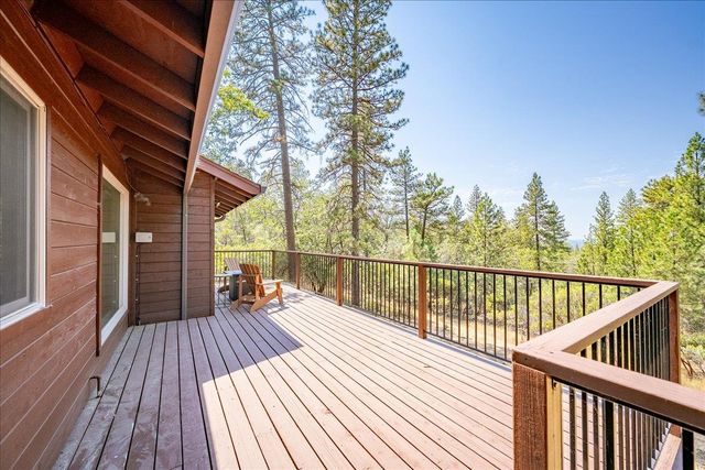 3560 Sugar View Rd, Meadow Vista, CA 95722