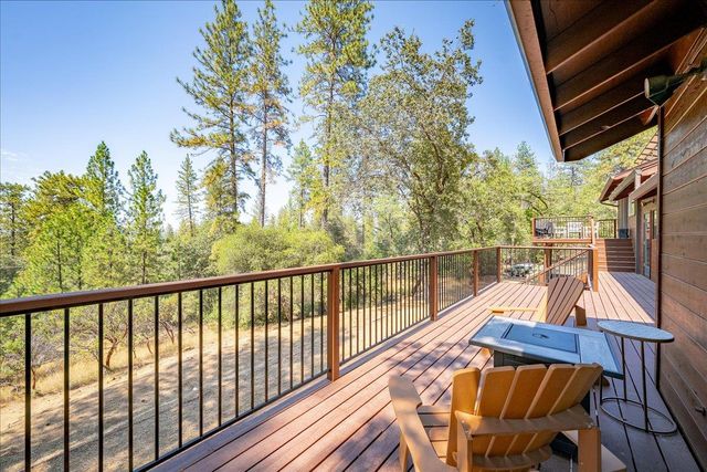 3560 Sugar View Rd, Meadow Vista, CA 95722