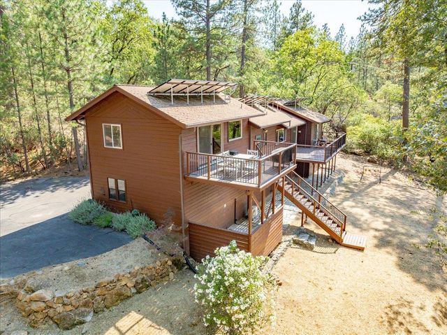 3560 Sugar View Rd, Meadow Vista, CA 95722