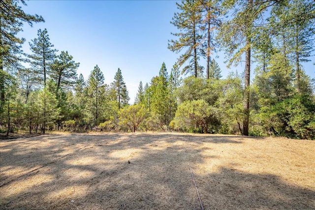 3560 Sugar View Rd, Meadow Vista, CA 95722