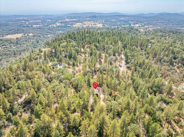 3560 Sugar View Rd, Meadow Vista, CA 95722