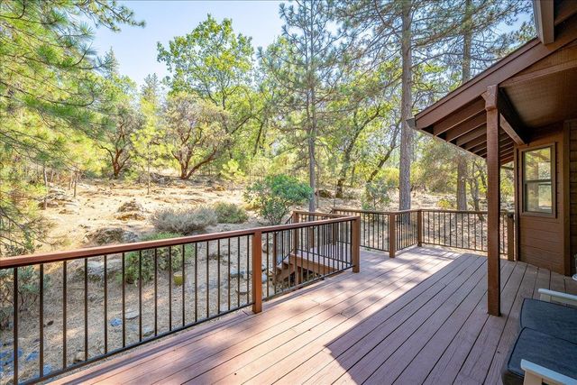 3560 Sugar View Rd, Meadow Vista, CA 95722