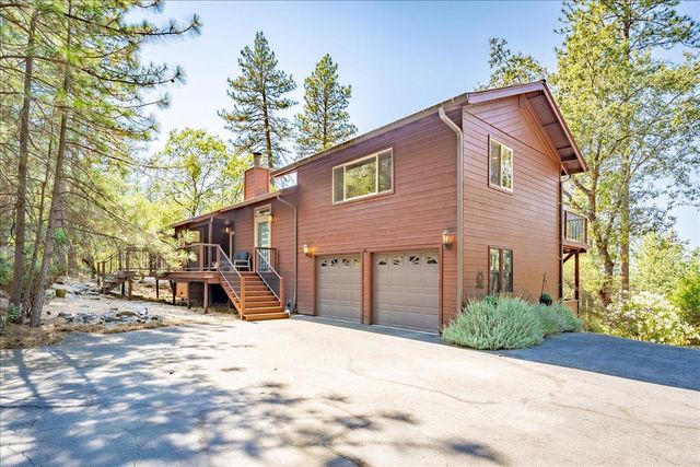 3560 Sugar View Rd, Meadow Vista, CA 95722