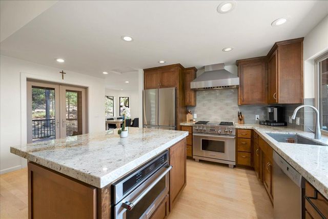 3560 Sugar View Rd, Meadow Vista, CA 95722