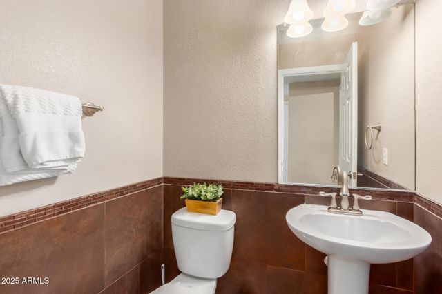 3219 W Molly Lane, Phoenix, AZ 85085