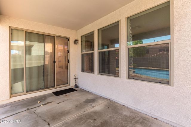 3219 W Molly Lane, Phoenix, AZ 85085