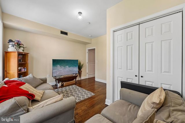 1315 N 19TH ST, Philadelphia, PA 19121