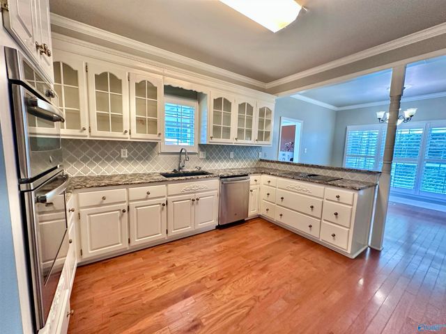 480 Mountain Oak Trail, Somerville, AL 35670