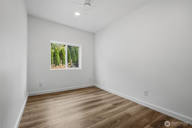 1930 NE Virginia Street, Bremerton, WA 98310