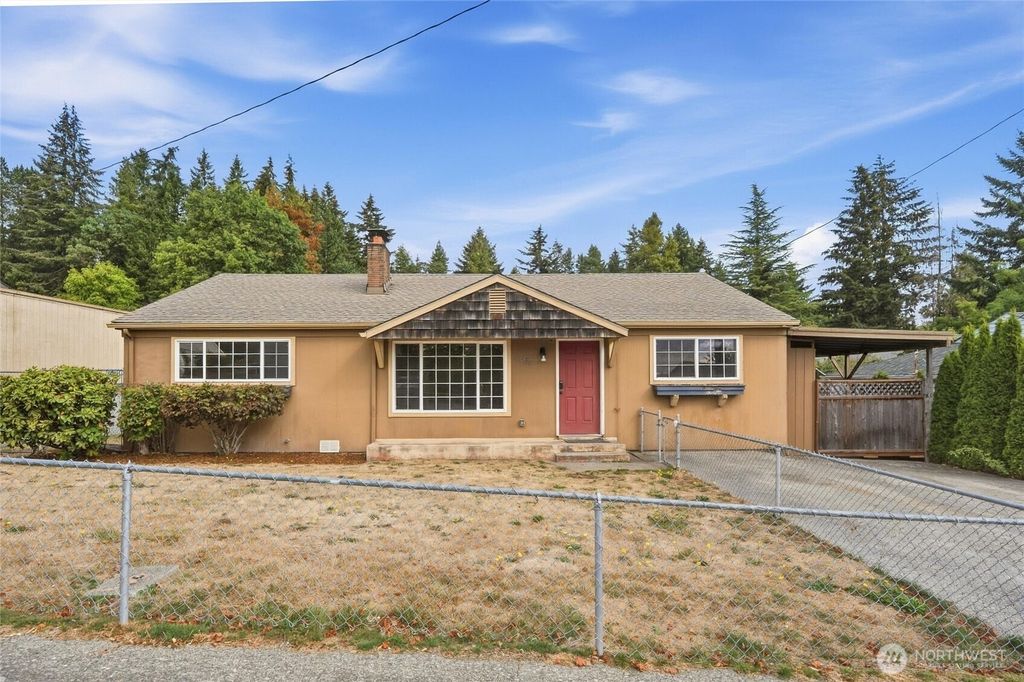 1930 NE Virginia Street, Bremerton, WA 98310