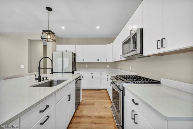 19736 Westwood Drive, Strongsville, OH 44149