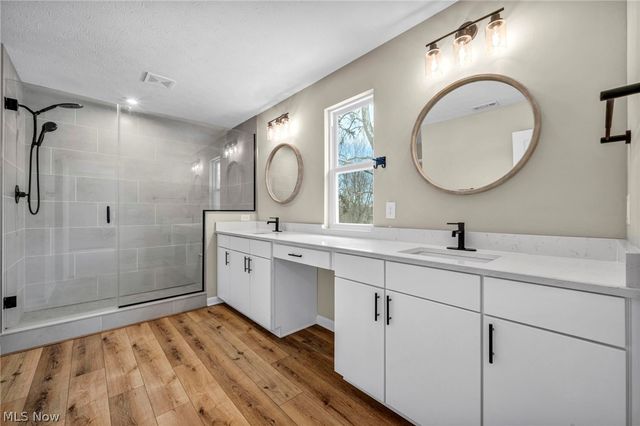 19736 Westwood Drive, Strongsville, OH 44149