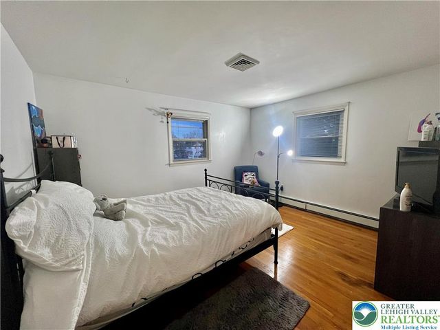 1160 Brentwood Avenue, Hanover Twp, PA 18017