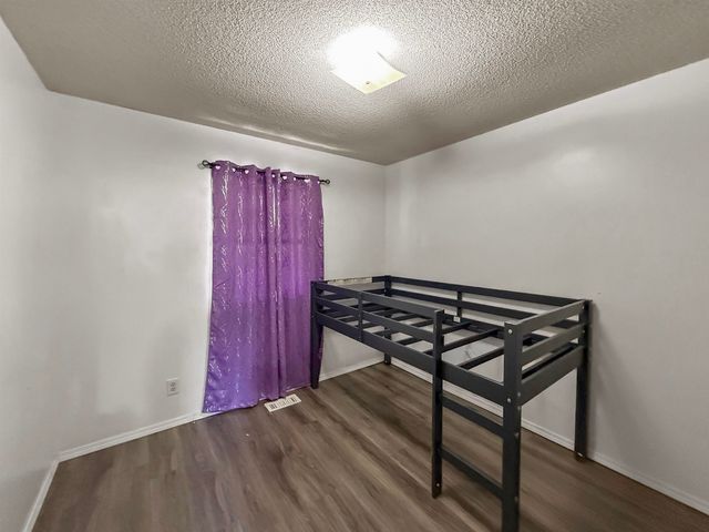 5433 S Stoneborough st, Wichita, KS 67217