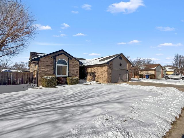 5433 S Stoneborough st, Wichita, KS 67217